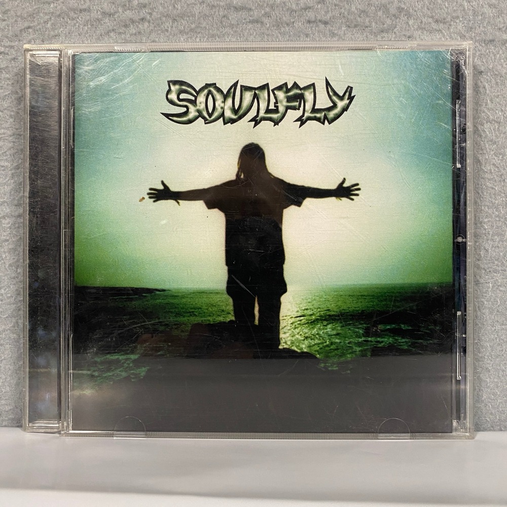 Soulfly Self-Titled Debut Album CD 1998 Roadrunner Records Max Cavalera Metal